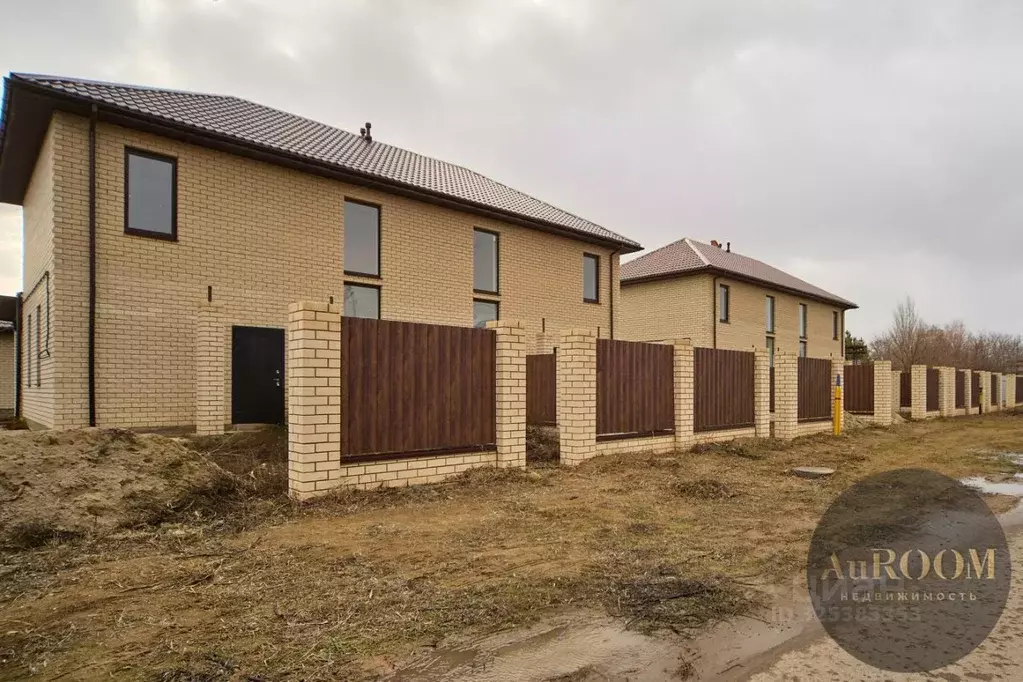 Таунхаус в Волгоградская область, Среднеахтубинский район, Ахтубинское ... - Фото 1