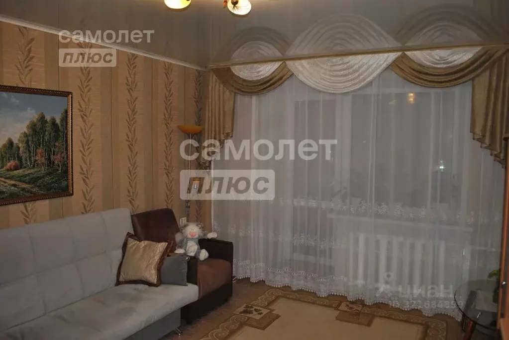3-к кв. Тюменская область, Ишим ул. Свердлова, 10 (57.8 м) - Фото 0