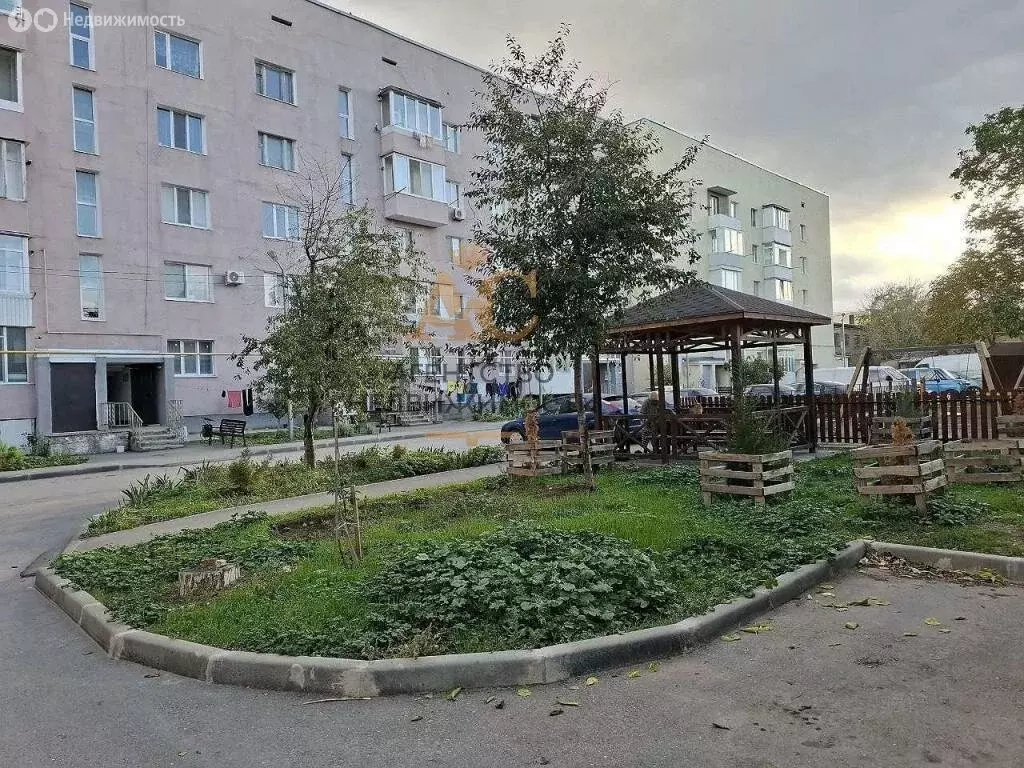 3-комнатная квартира: Старый Крым, улица Ленина, 52 (70 м) - Фото 0