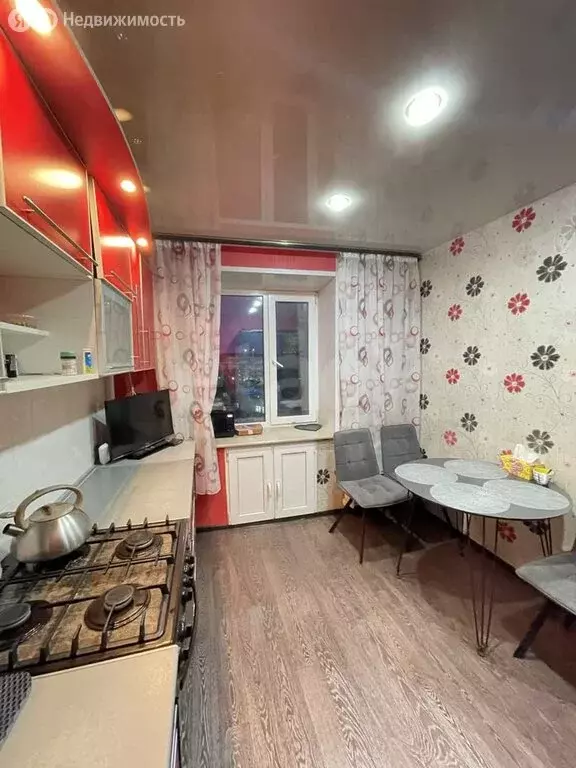 4-комнатная квартира: Ухта, проспект Ленина, 53 (75.3 м) - Фото 1