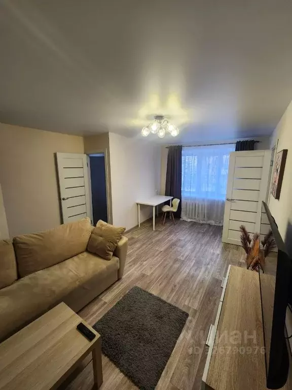 2-к кв. Нижегородская область, Нижний Новгород просп. Гагарина, 5 ... - Фото 1