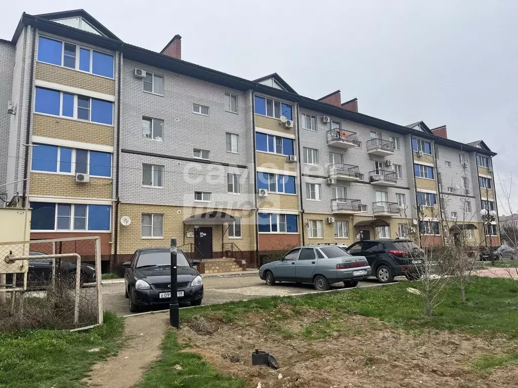 3-к кв. Калмыкия, Элиста 10-й мкр, 18Б (79.8 м) - Фото 1