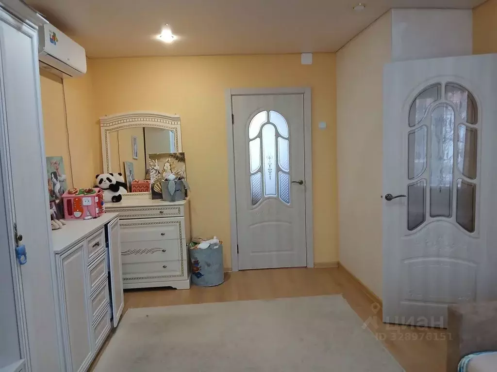 2-к кв. Краснодарский край, Абинский район, Ахтырское городское ... - Фото 1