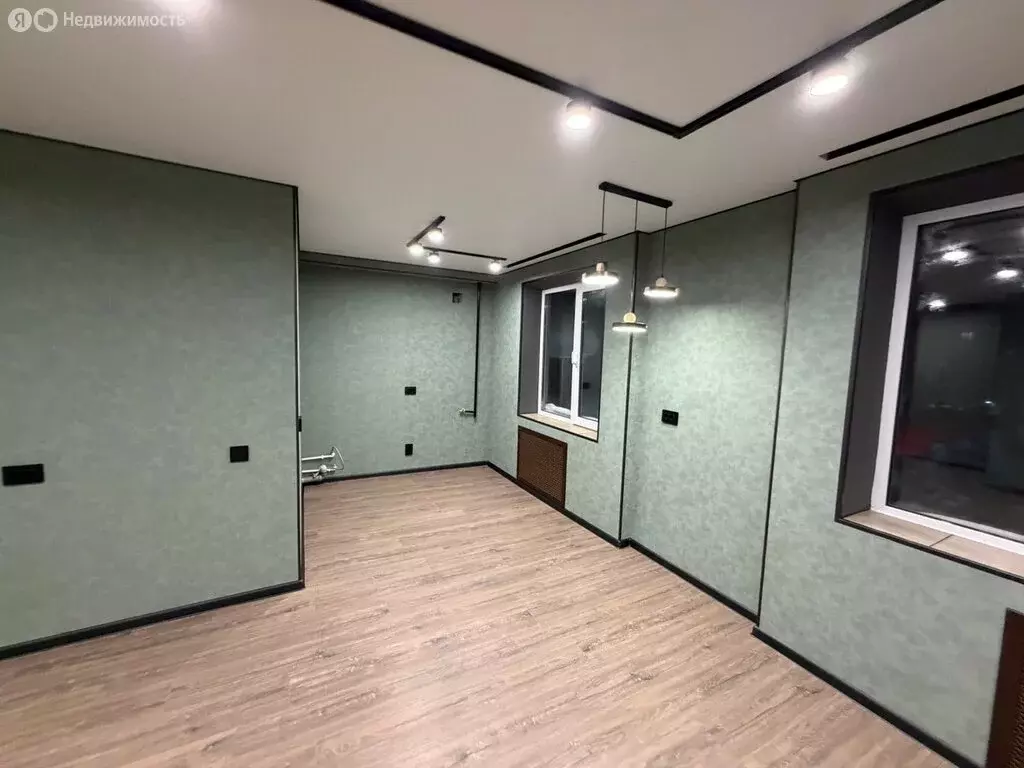 2-комнатная квартира: Губаха, проспект Свердлова, 6Б (44.7 м) - Фото 2