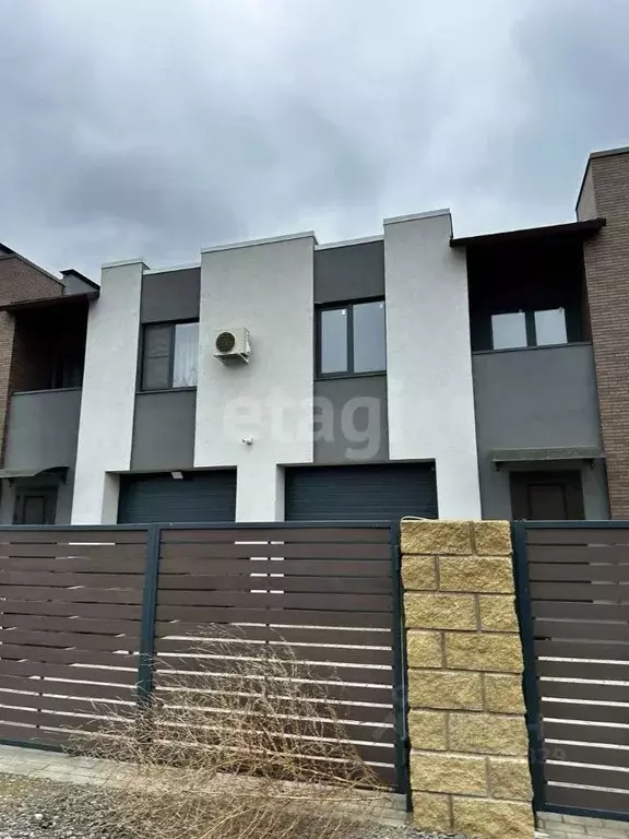 Таунхаус в Самарская область, Ставропольский район, с. Тимофеевка  ... - Фото 0