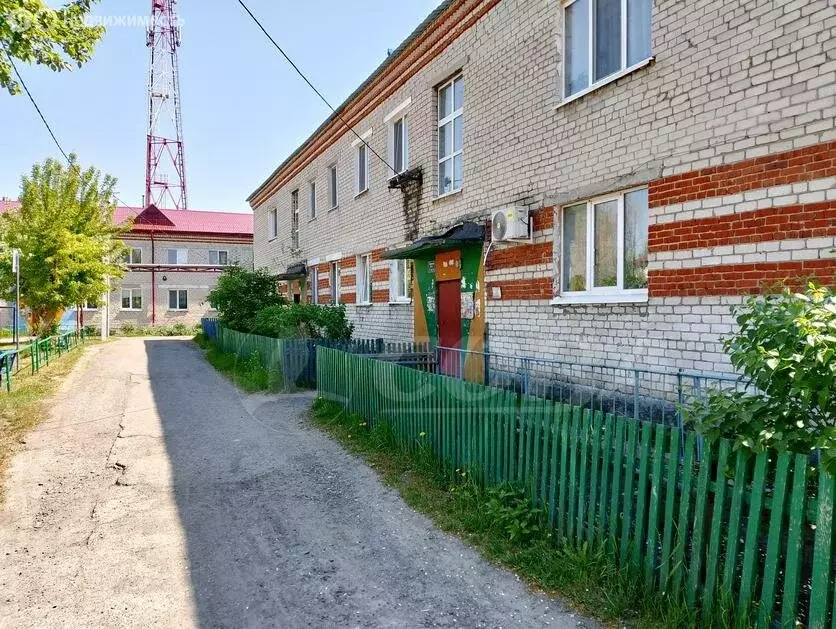 3-комнатная квартира: село Каскара, улица 9 Мая, 13 (55 м) - Фото 1