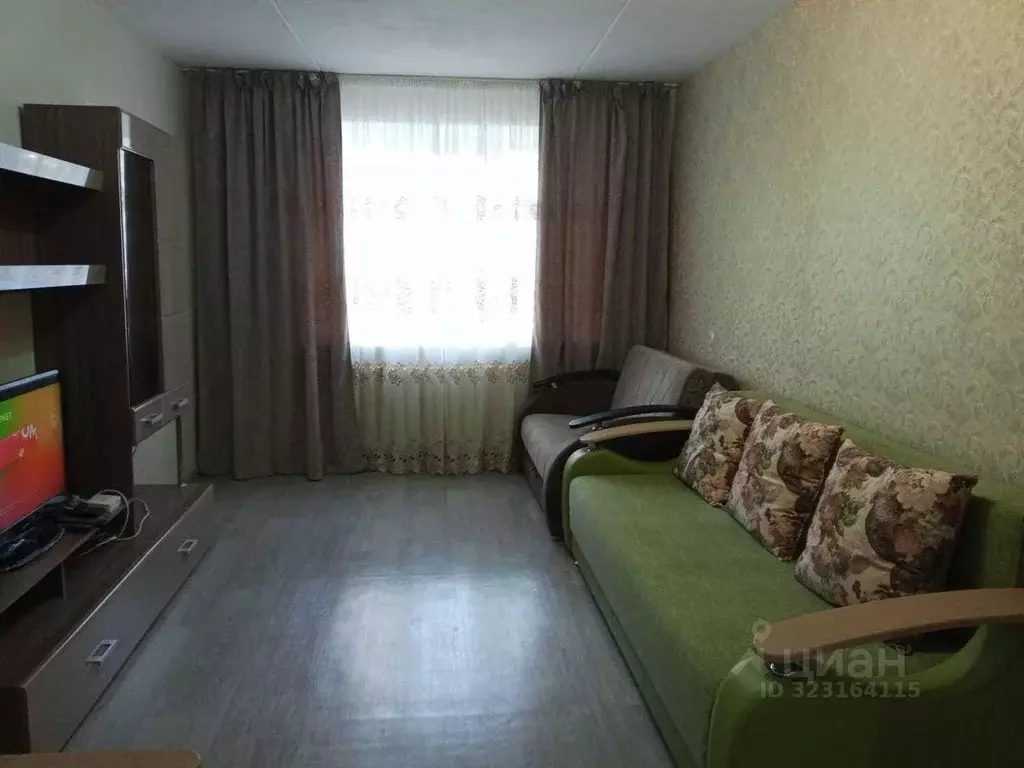 3-к кв. Волгоградская область, Волгоград ул. Николая Отрады, 5 (50.0 ... - Фото 1