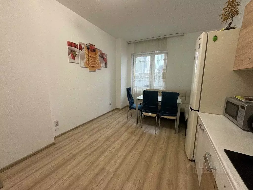 2-к кв. Свердловская область, Екатеринбург ул. Академика Парина, 4 ... - Фото 2