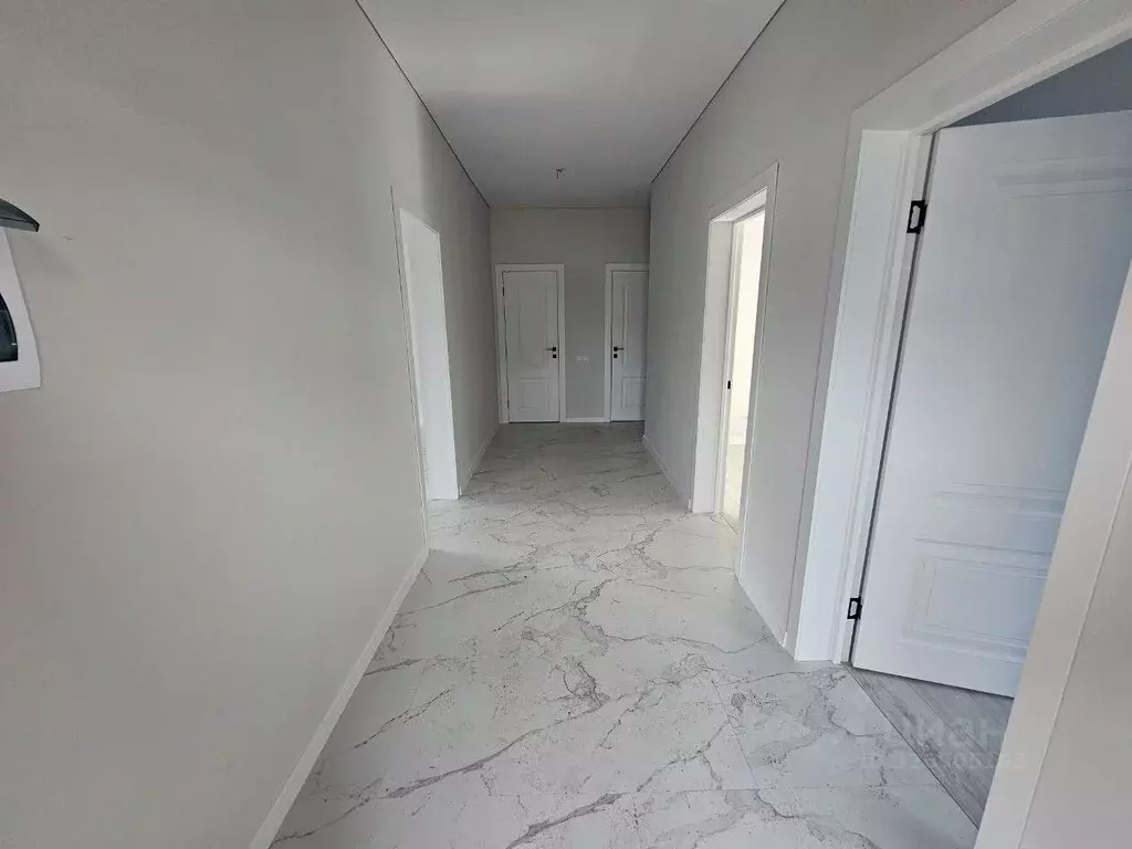 Дом в Краснодарский край, Динской район, Южно-Кубанское с/пос, пос. ... - Фото 2