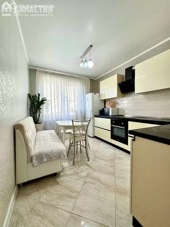 2-комнатная квартира: Пенза, проспект Победы, 96Д (67 м) - Фото 1