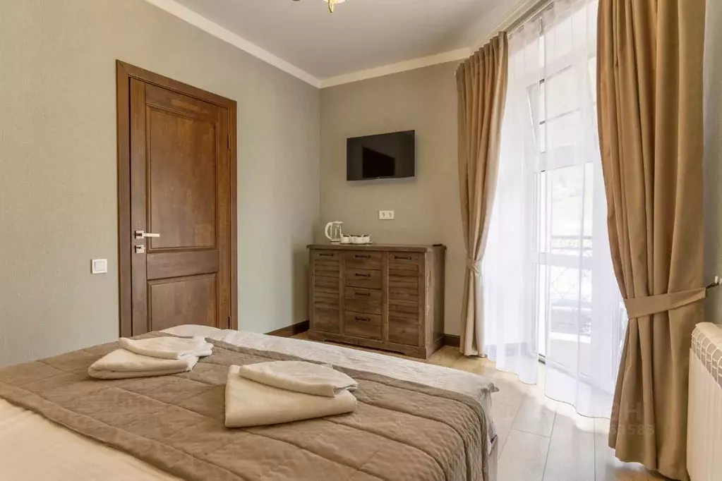 Комната Карачаево-Черкесия, Зеленчукский район, с. Архыз ул. ... - Фото 2