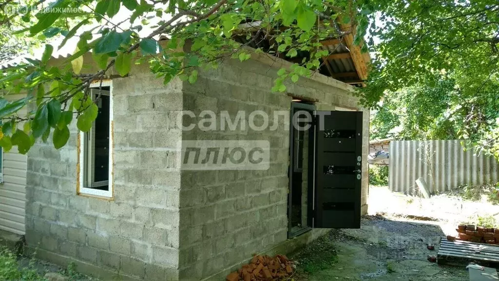 3-комнатная квартира: село Шепси, Садовая улица, 19 (45 м) - Фото 1