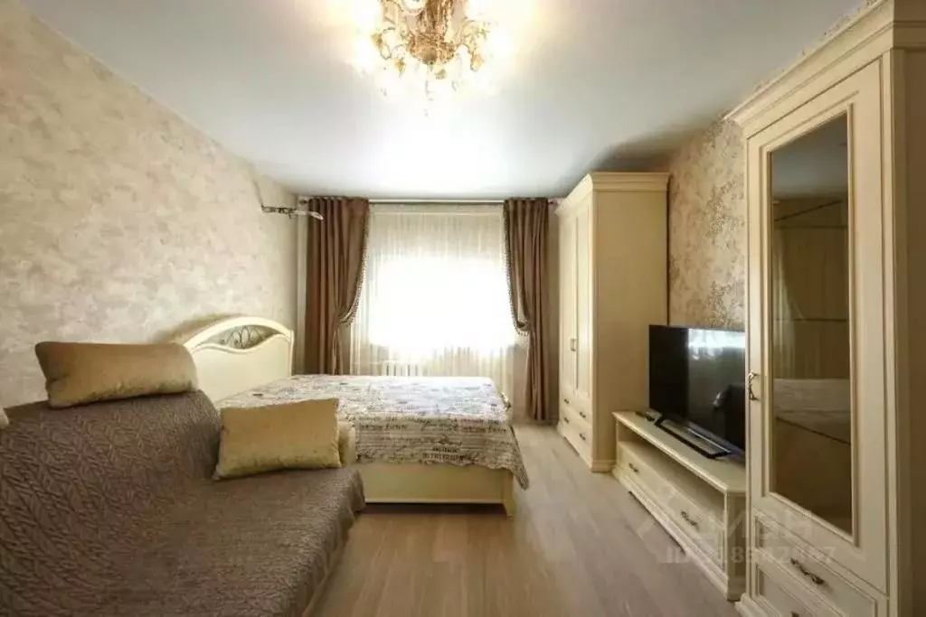2-к кв. Татарстан, Казань Меридианная ул., 3 (65.0 м) - Фото 0