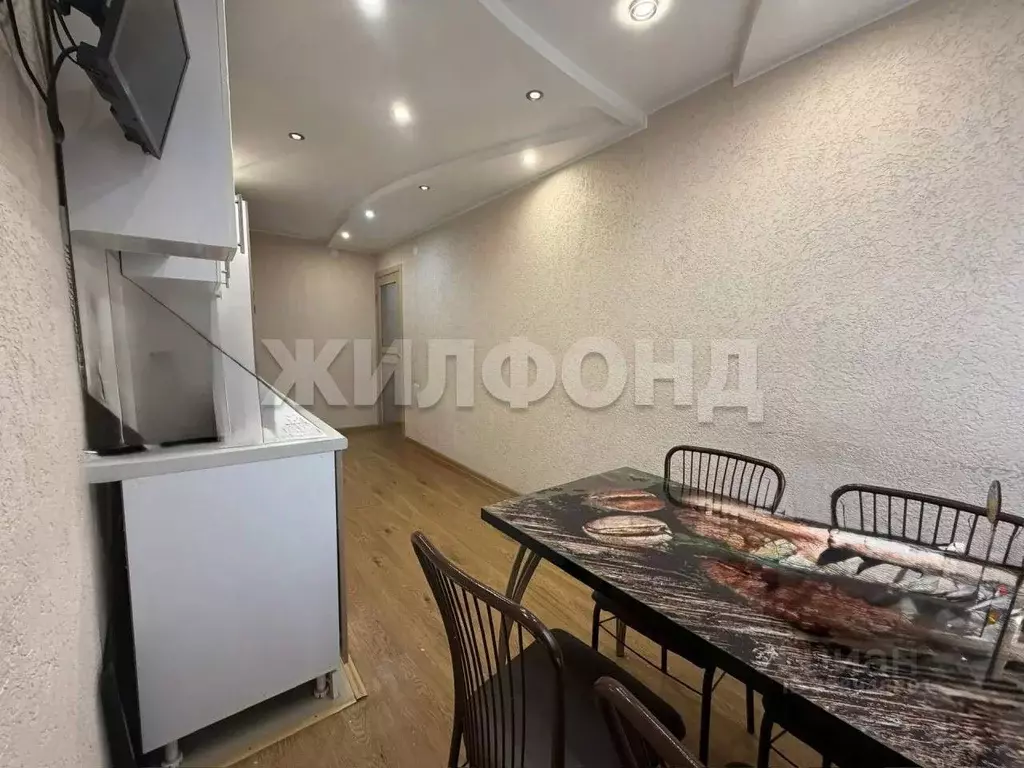 4-к кв. Хакасия, Абакан Аскизская ул., 220 (76.0 м) - Фото 2