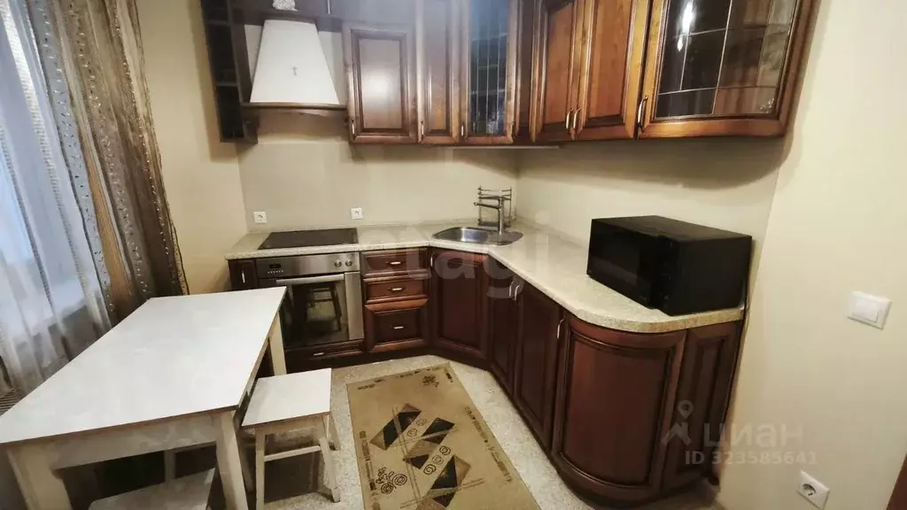 2-к кв. Тюменская область, Тюмень ул. Федюнинского, 56к2 (60.0 м) - Фото 2