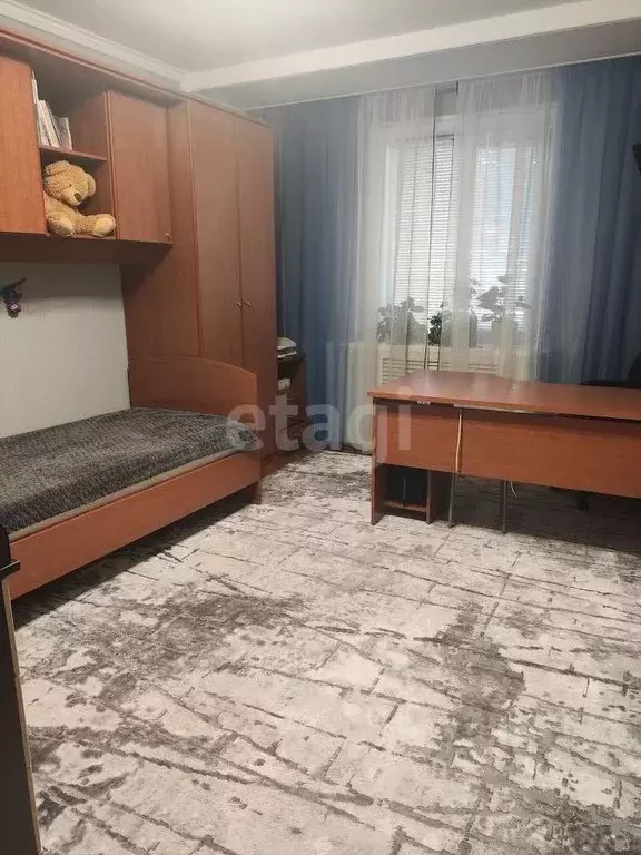 4-к кв. Белгородская область, Шебекино ул. Петровского, 10 (84.1 м) - Фото 0
