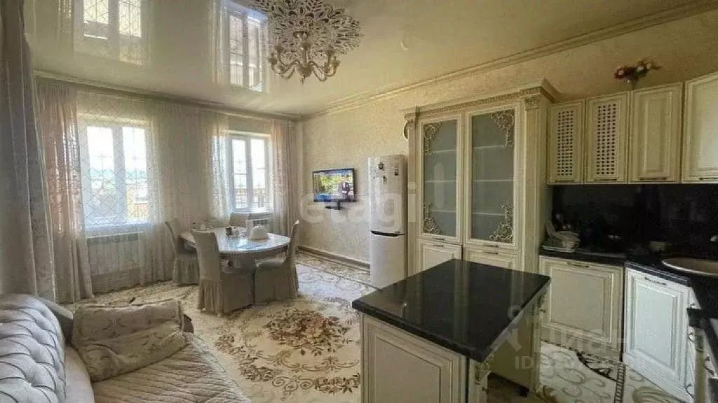 Дом в Ингушетия, Назрановский район, с. Экажево ул. Вишневая (195 м) - Фото 1