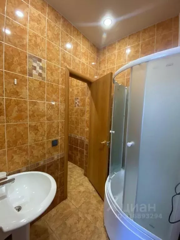 Комната Татарстан, Казань ул. Каюма Насыри, 28 (22.0 м) - Фото 1