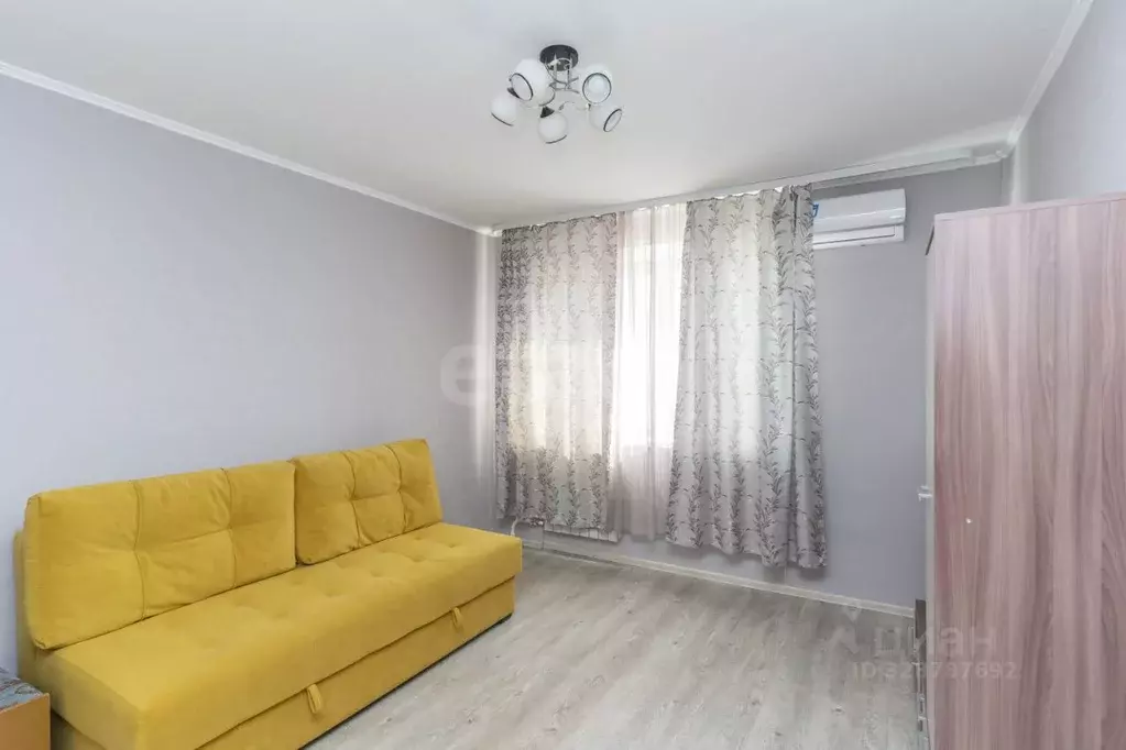 2-к кв. Тюменская область, Тюмень ул. Михаила Сперанского, 25 (43.4 м) - Фото 1