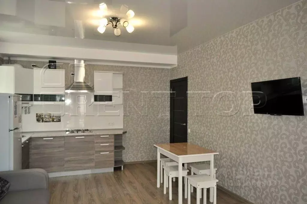 2-к кв. Крым, Ялта ул. Октябрьская, 11Б (51.0 м) - Фото 0