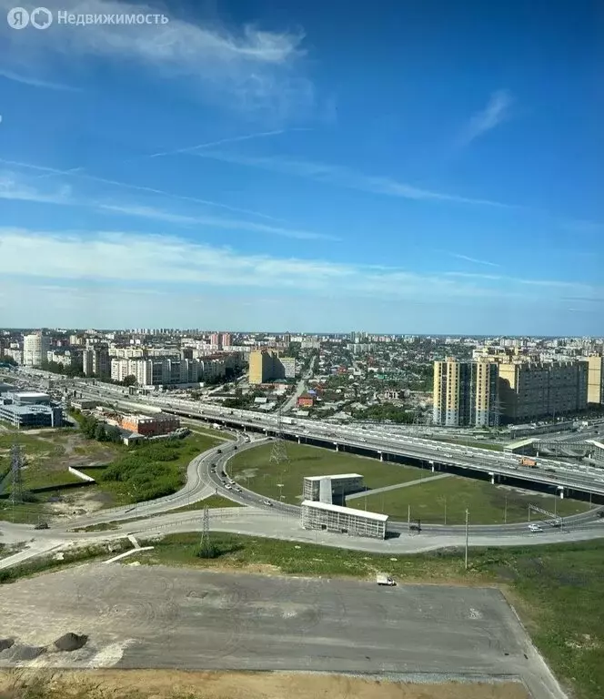 Квартира-студия: Тюмень, улица Эльвиры Федоровой, 1 (29 м) - Фото 2