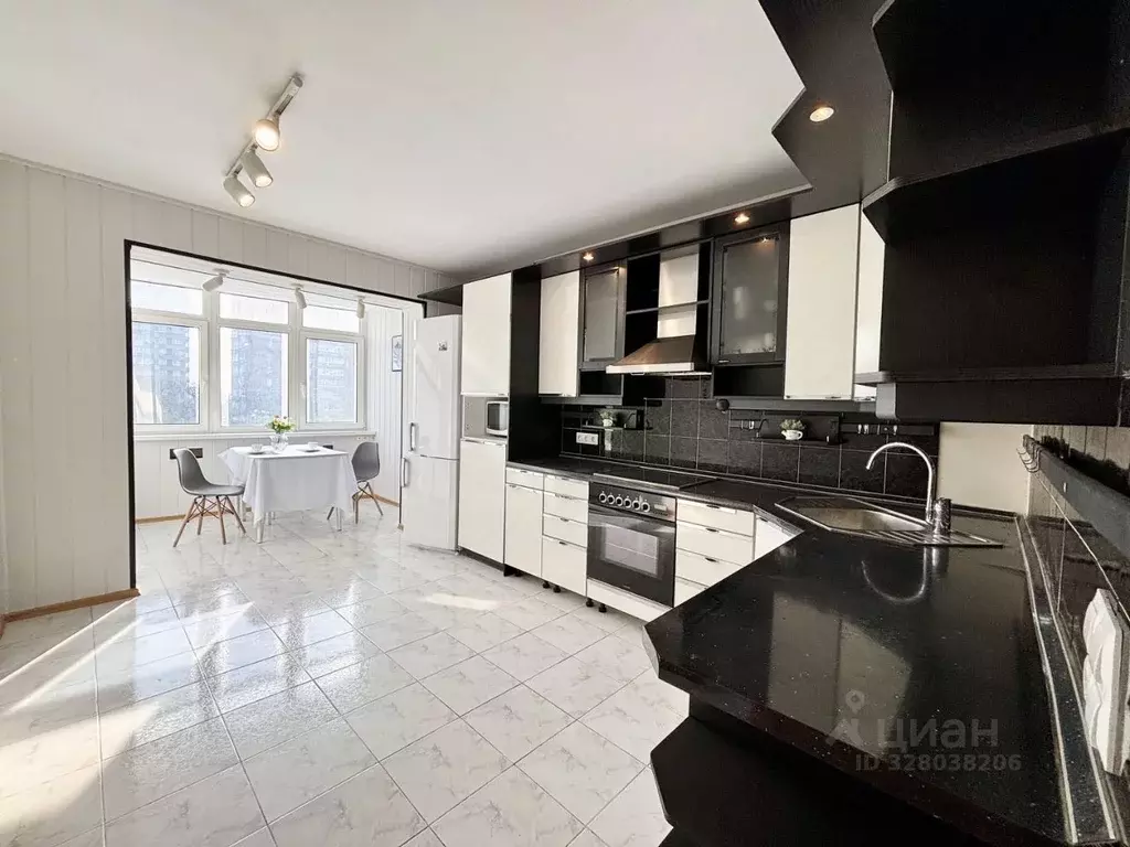 3-к кв. Самарская область, Тольятти ул. Мурысева, 59 (68.3 м) - Фото 1