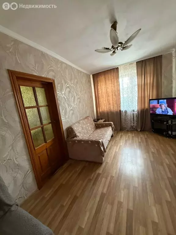 2-комнатная квартира: Владикавказ, Краснодонская улица, 27 (42 м) - Фото 1