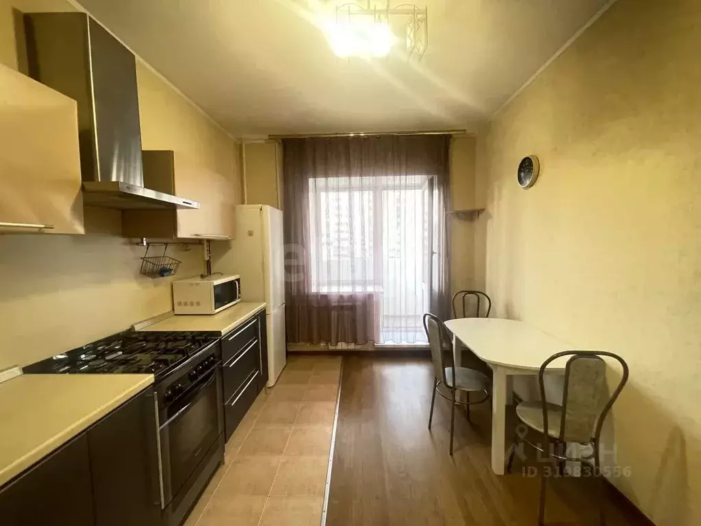 2-к кв. Ульяновская область, Ульяновск ул. Варейкиса, 38 (60.7 м) - Фото 1