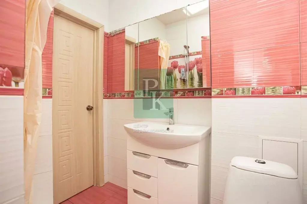 1-к кв. Севастополь просп. Октябрьской Революции, 48 (41.9 м) - Фото 1