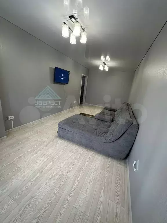 2-к. квартира, 61 м, 8/12 эт. - Фото 1