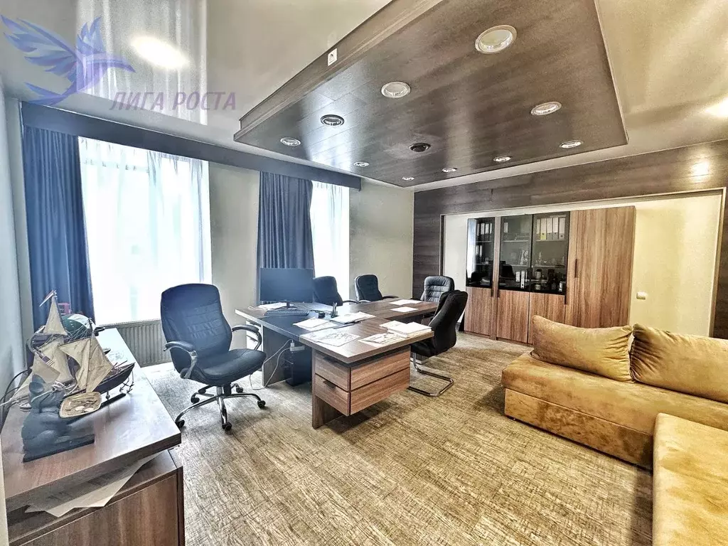 Офис в Нижегородская область, Нижний Новгород ул. Минина, 10В (190 м) - Фото 1