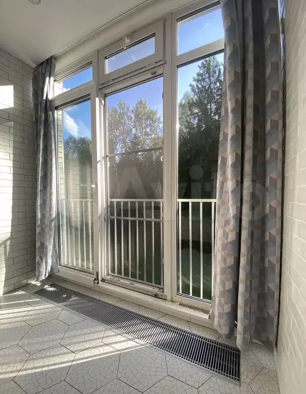 2-к. квартира, 60 м, 3/3 эт. - Фото 0