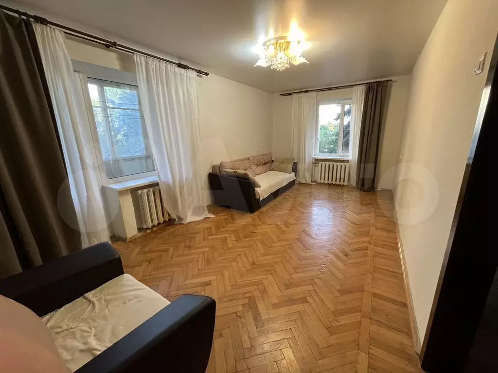 2-к. квартира, 57 м, 2/5 эт. - Фото 0