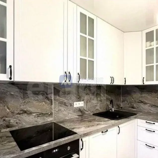 3-к кв. Тюменская область, Тюмень ул. Пермякова, 21 (67.0 м) - Фото 1