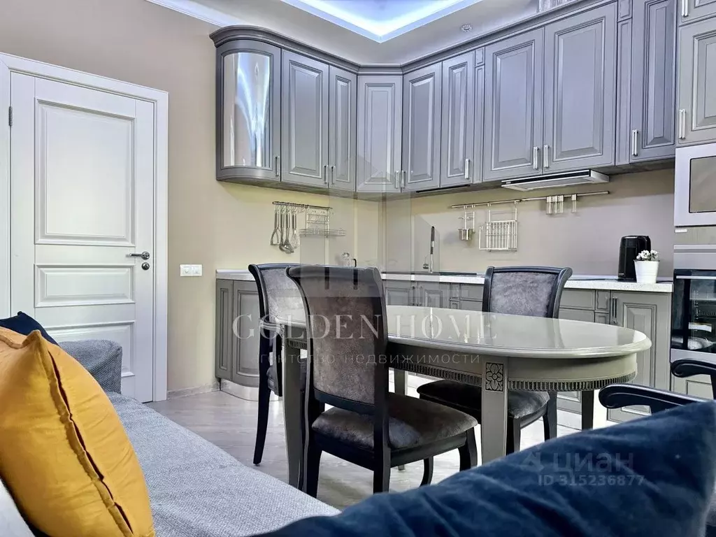 2-к кв. Санкт-Петербург Приморский просп., 43 (73.5 м) - Фото 1