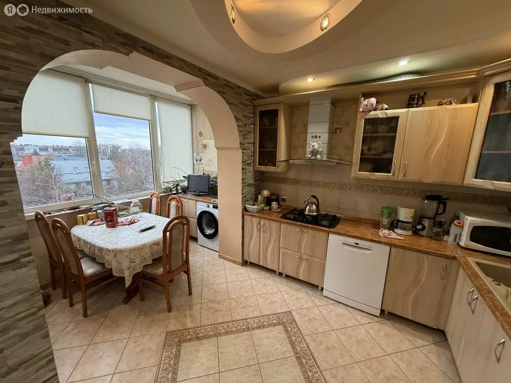 3-комнатная квартира: Калининград, Красносельская улица, 80Б (95.4 м) - Фото 1