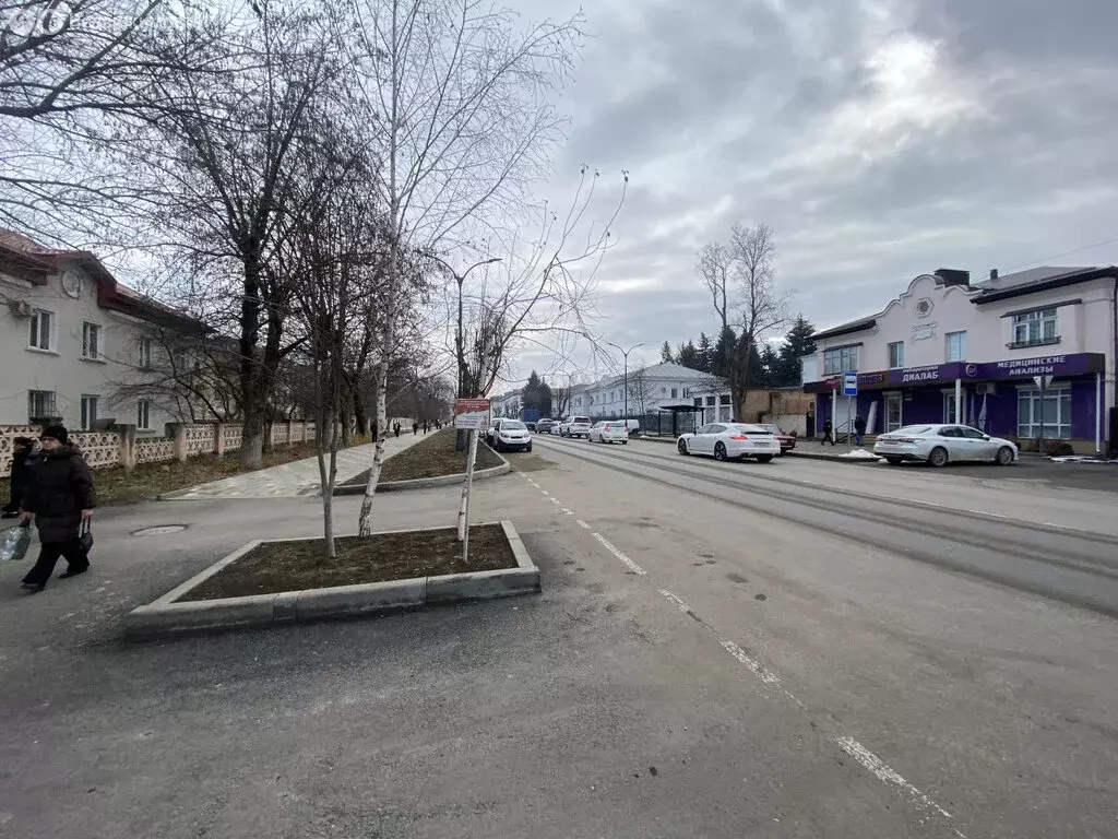 3-комнатная квартира: Нальчик, улица Ногмова, 56 (65 м) - Фото 2