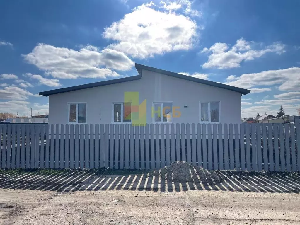 Дом в Омская область, с. Азово  (64 м) - Фото 2