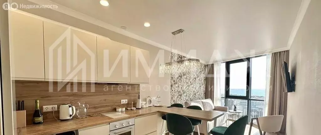 2-комнатная квартира: Сочи, улица Ленина, 298Бк6 (65 м) - Фото 0