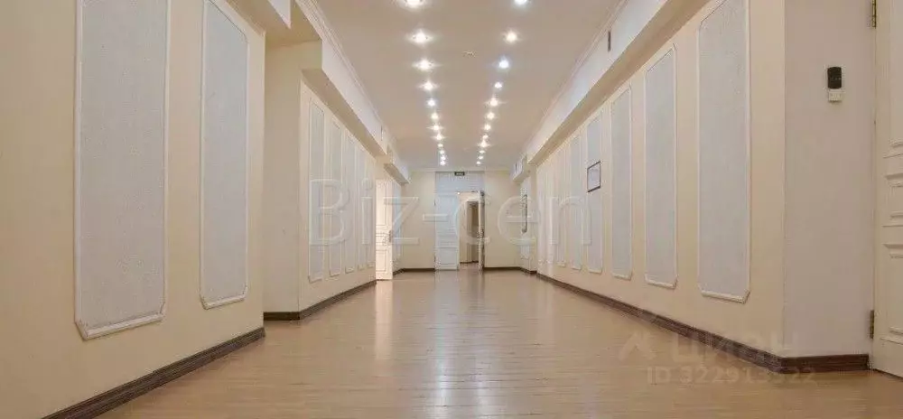 Офис в Санкт-Петербург Караванная ул., 1 (69 м) - Фото 1