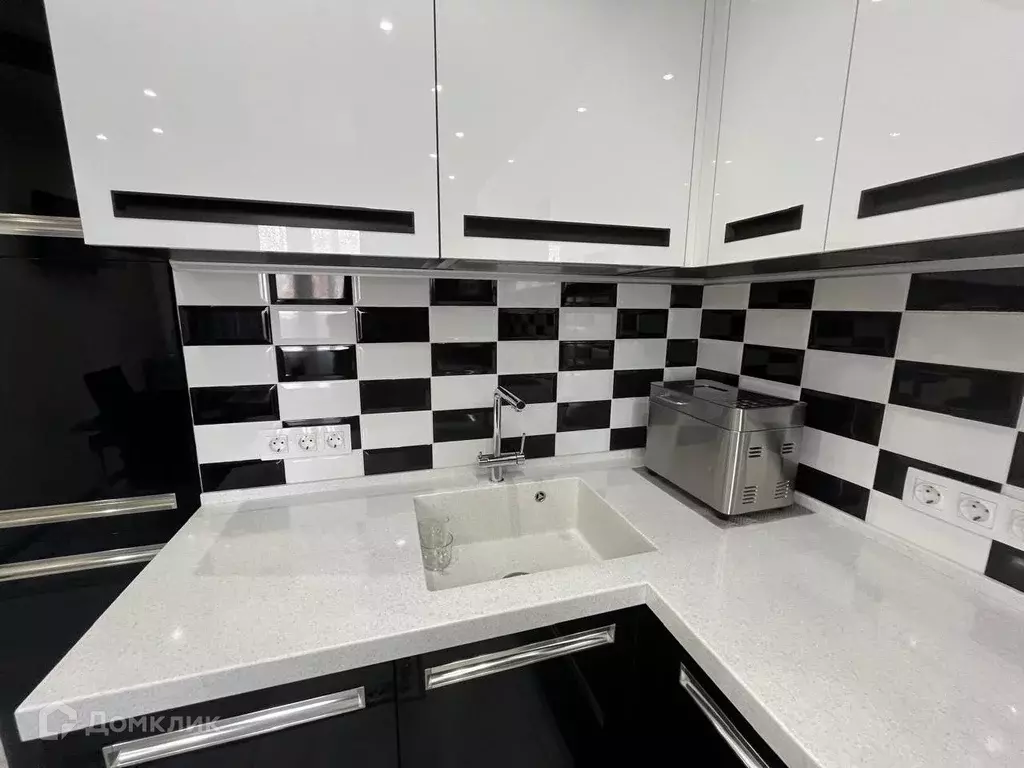 Продаётся 2-к квартира, 70.8 м - Фото 1