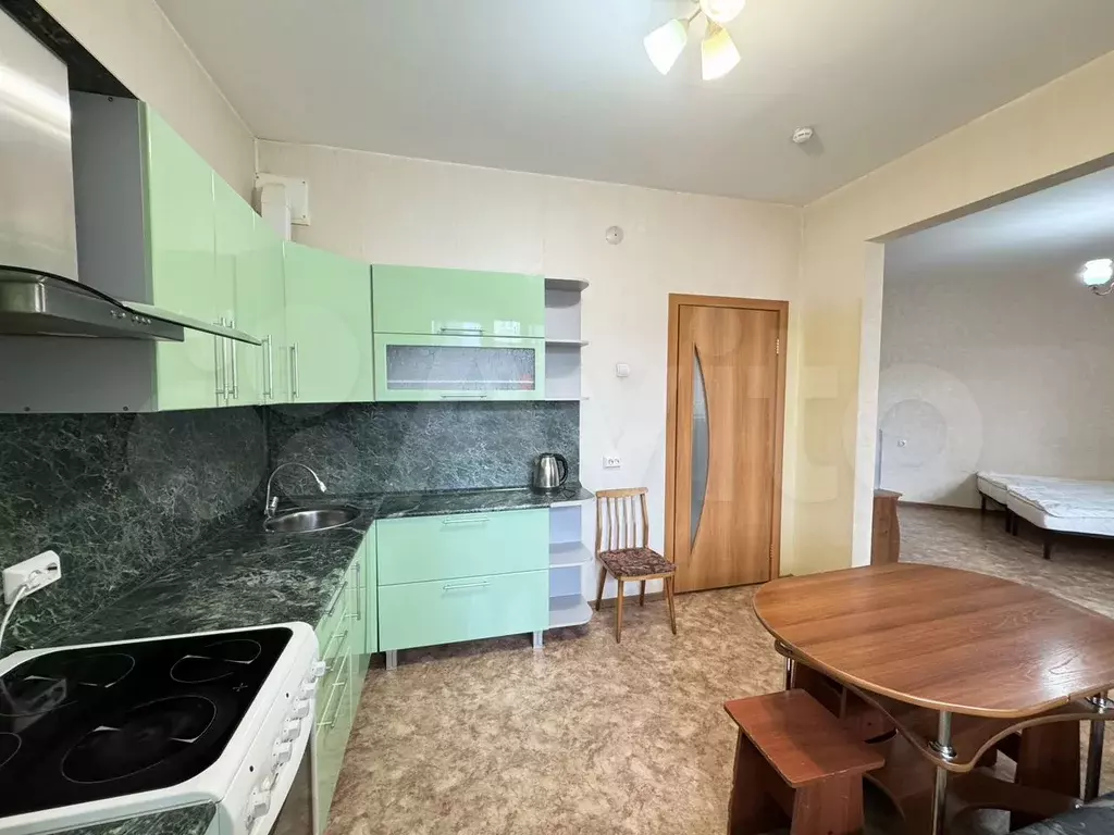 1-к. квартира, 48 м, 4/12 эт. - Фото 1
