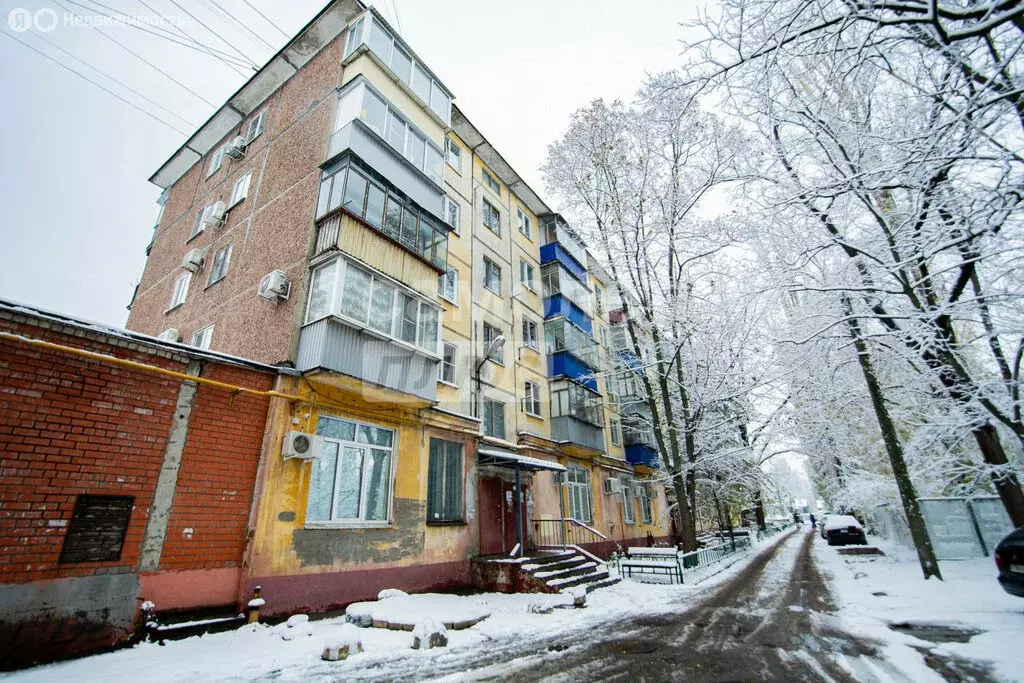 3-комнатная квартира: Липецк, улица Плеханова, 34 (56 м) - Фото 0