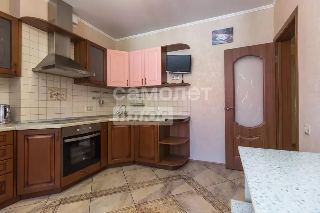 2-к кв. Башкортостан, Уфа Комсомольская ул., 15 (66.5 м) - Фото 1