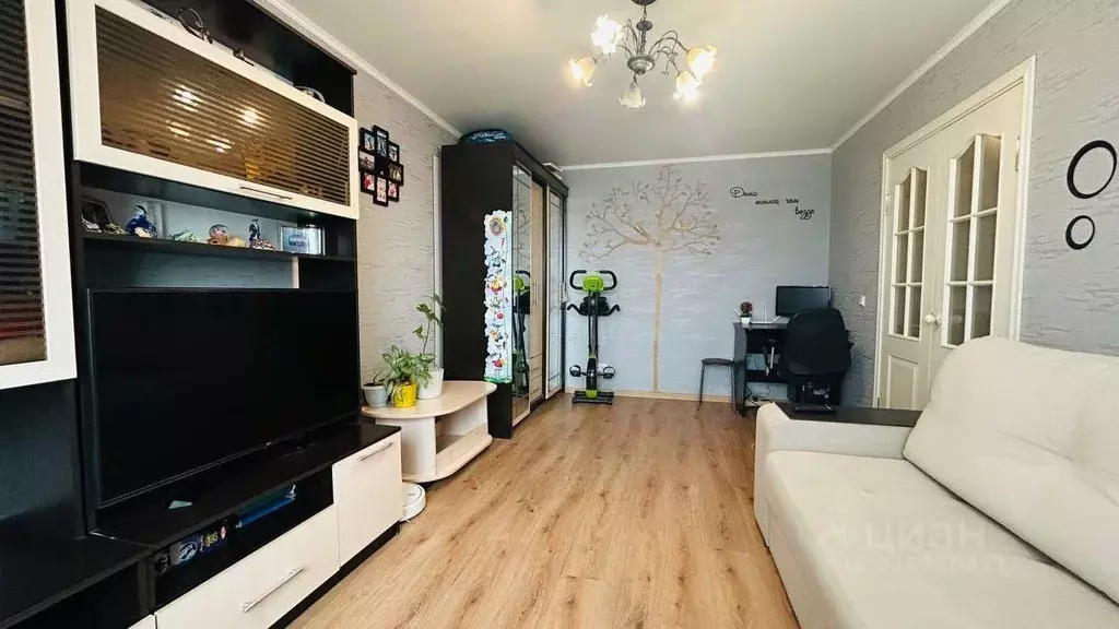 3-к кв. Карелия, Петрозаводск Первомайский просп., 52 (68.8 м) - Фото 1