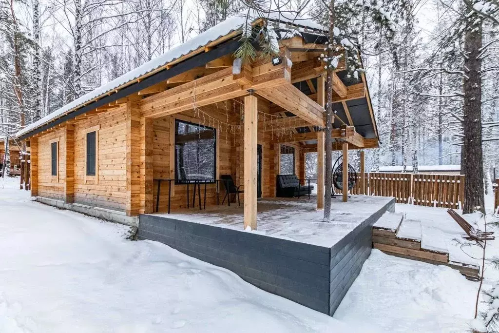 Дом в Свердловская область, Верхняя Пышма городской округ, пос. ... - Фото 1