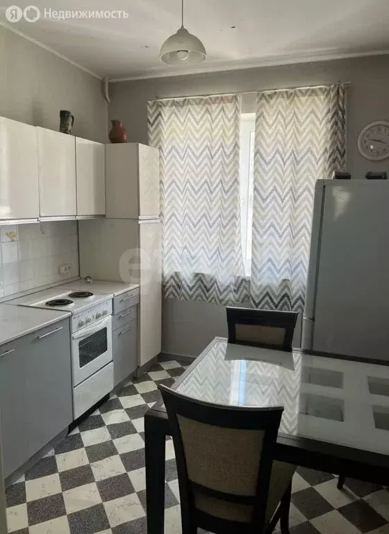 2-комнатная квартира: Златоуст, улица имени М.С. Урицкого, 19 (52 м) - Фото 2