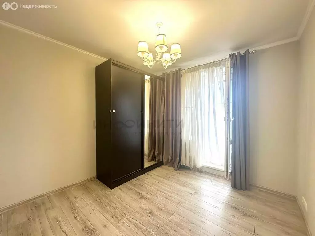 3-комнатная квартира: Москва, улица Молдагуловой, 10к4 (49.5 м) - Фото 1