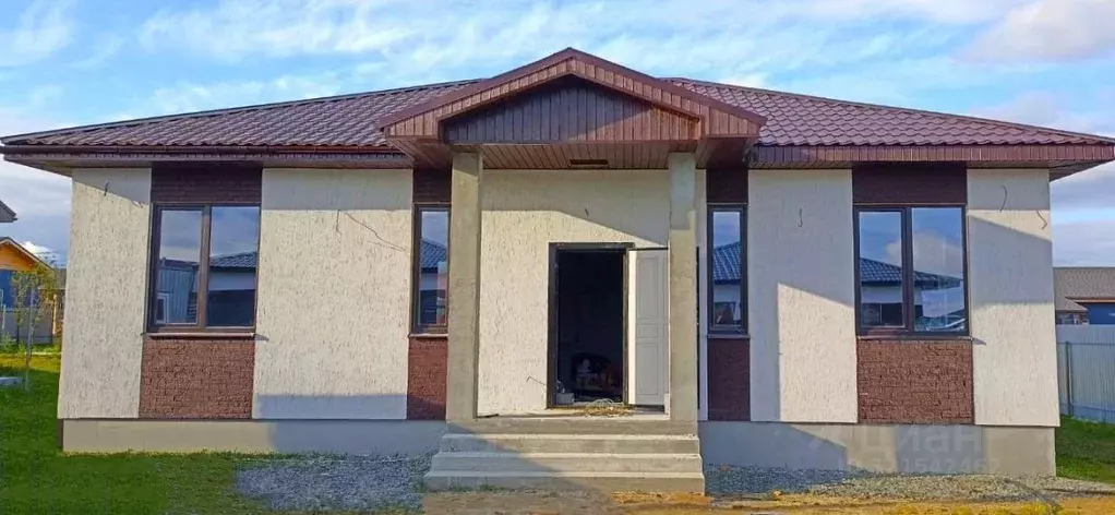 Коттедж в Свердловская область, Белоярский муниципальный округ, пос. ... - Фото 1