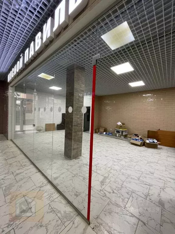Торговая площадь в Крым, Евпатория ул. 9 Мая, 47А (78 м) - Фото 1